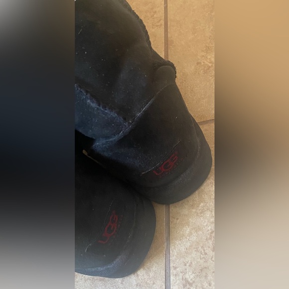 Black tall UGGS - Picture 6 of 7